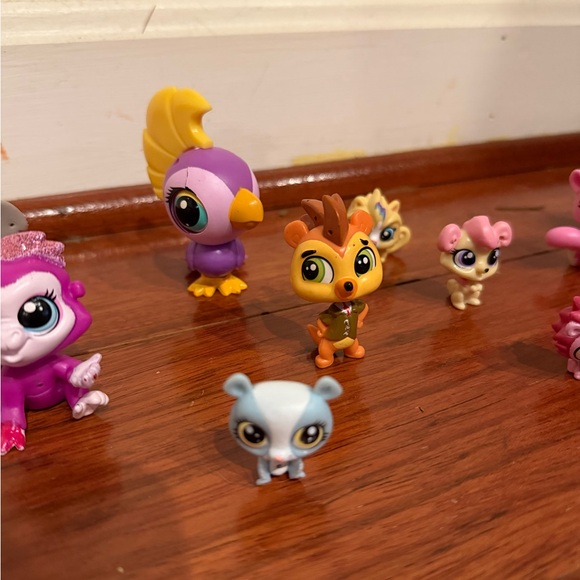 Littlest Pet Shop Multicolor Animal Toy Set - Picture 2 of 12